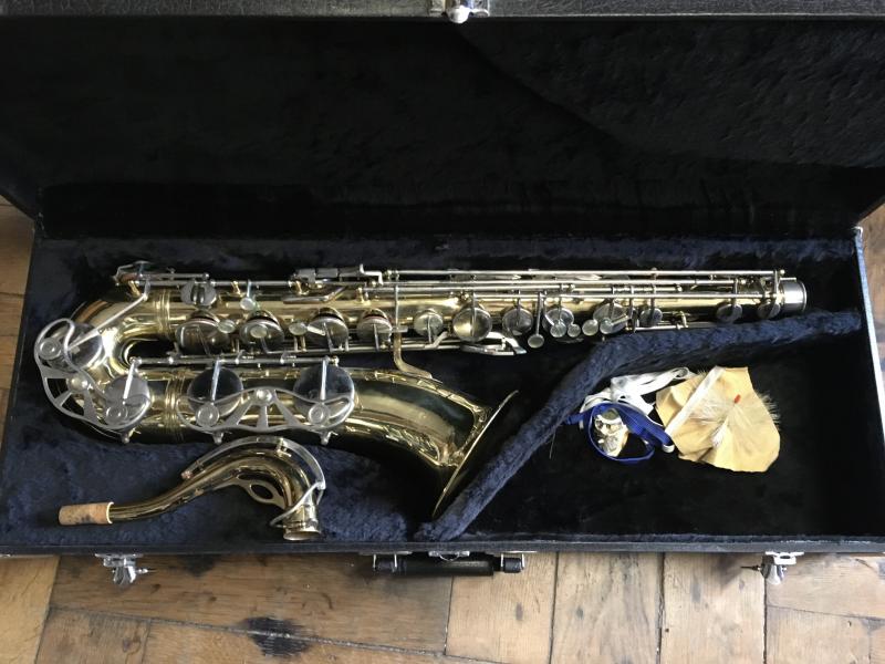 Saxophone ténor vintage