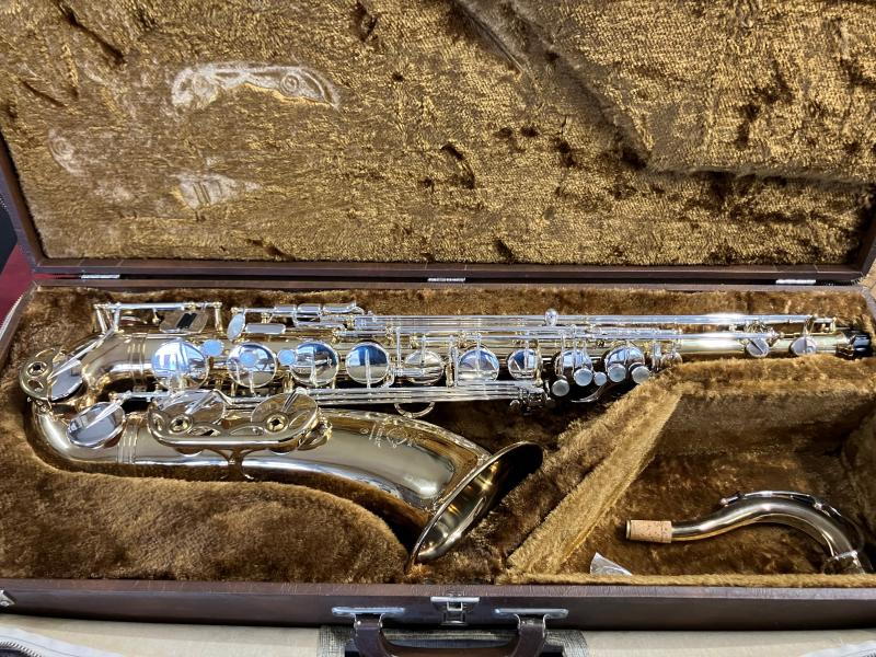 Saxophone ténor professionnel